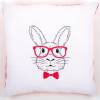 Набор для вышивания подушки Кролик в розовых очках